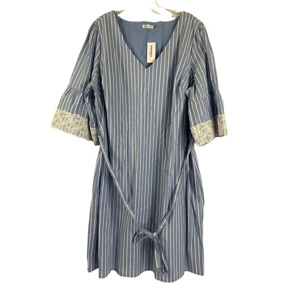 Westport Dresses & Skirts - Westport Women's Lace Cuff Stripped Dress